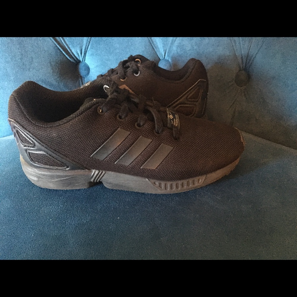 🟢 Boys Adidas shoes!!!